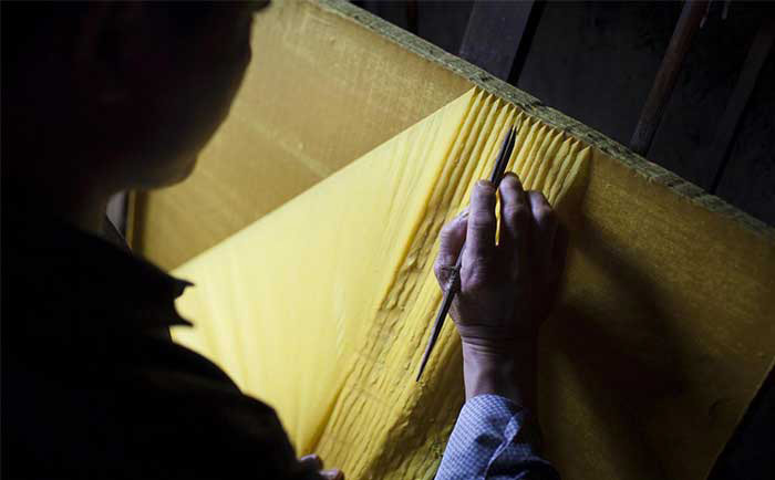 (圖:造紙生產(chǎn)泡沫的危害)