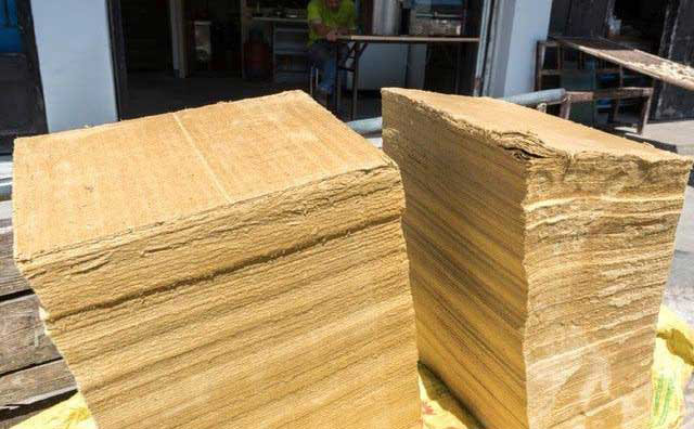 (圖:造紙紙漿起泡和穩(wěn)定的原因)