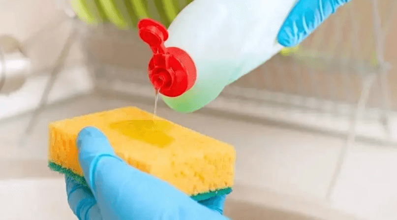 (圖為洗潔精展示圖)